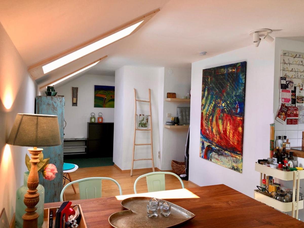 Charmante Ferienwohnung Mit Balkon Im 5-Seen-Land Hechendorf am Pilsensee Екстериор снимка