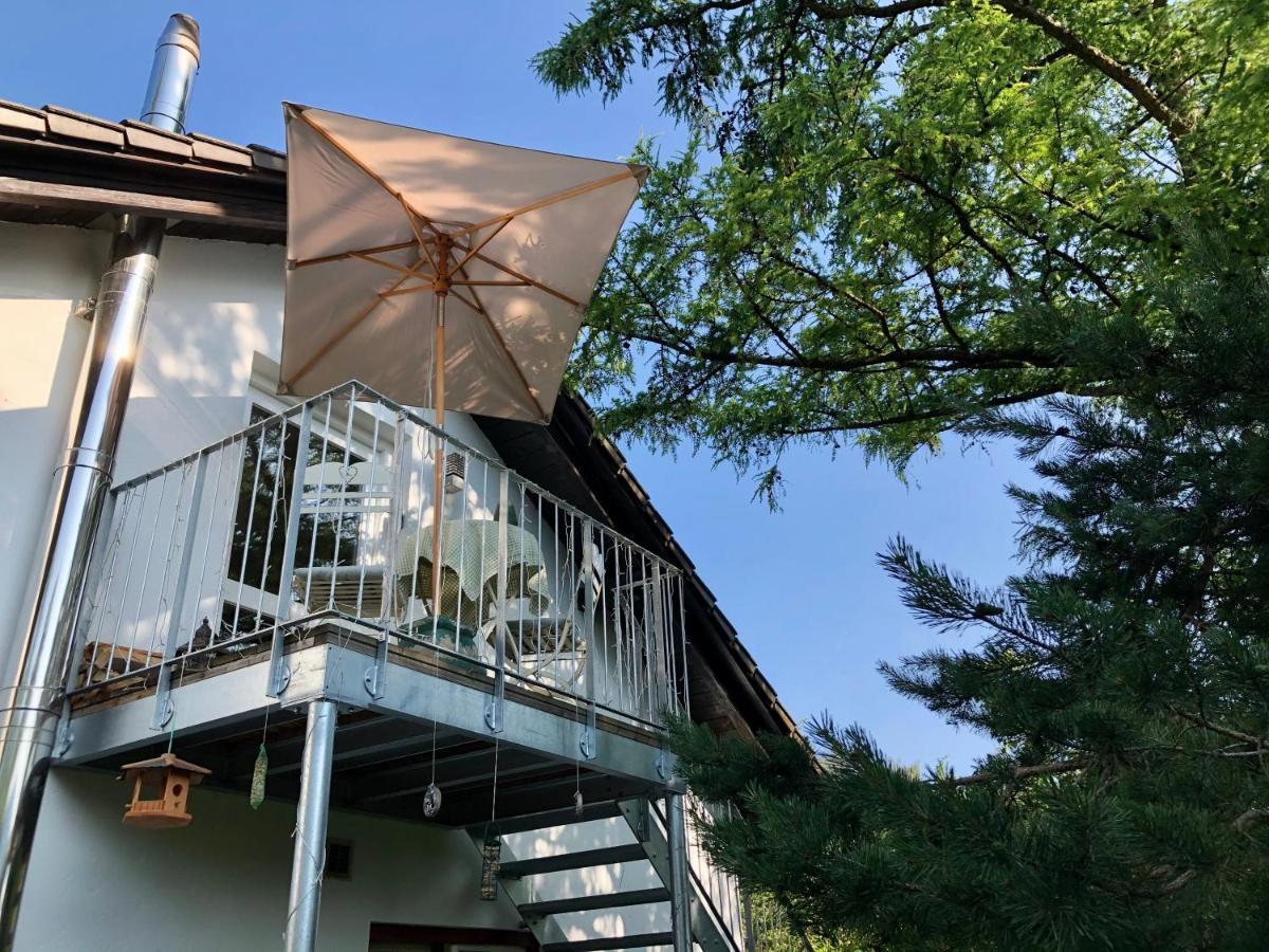 Charmante Ferienwohnung Mit Balkon Im 5-Seen-Land Hechendorf am Pilsensee Екстериор снимка