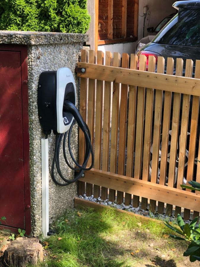 Charmante Ferienwohnung Mit Balkon Im 5-Seen-Land Hechendorf am Pilsensee Екстериор снимка