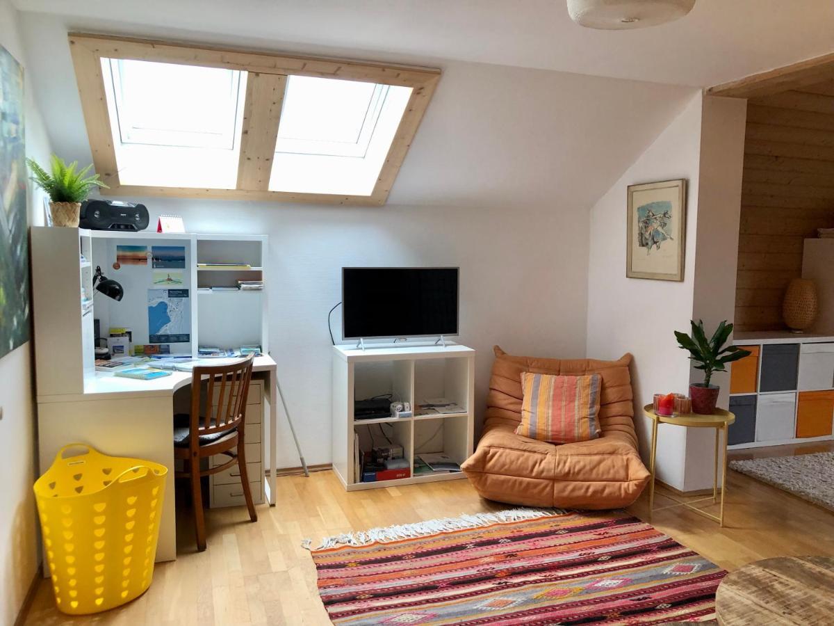 Charmante Ferienwohnung Mit Balkon Im 5-Seen-Land Hechendorf am Pilsensee Екстериор снимка
